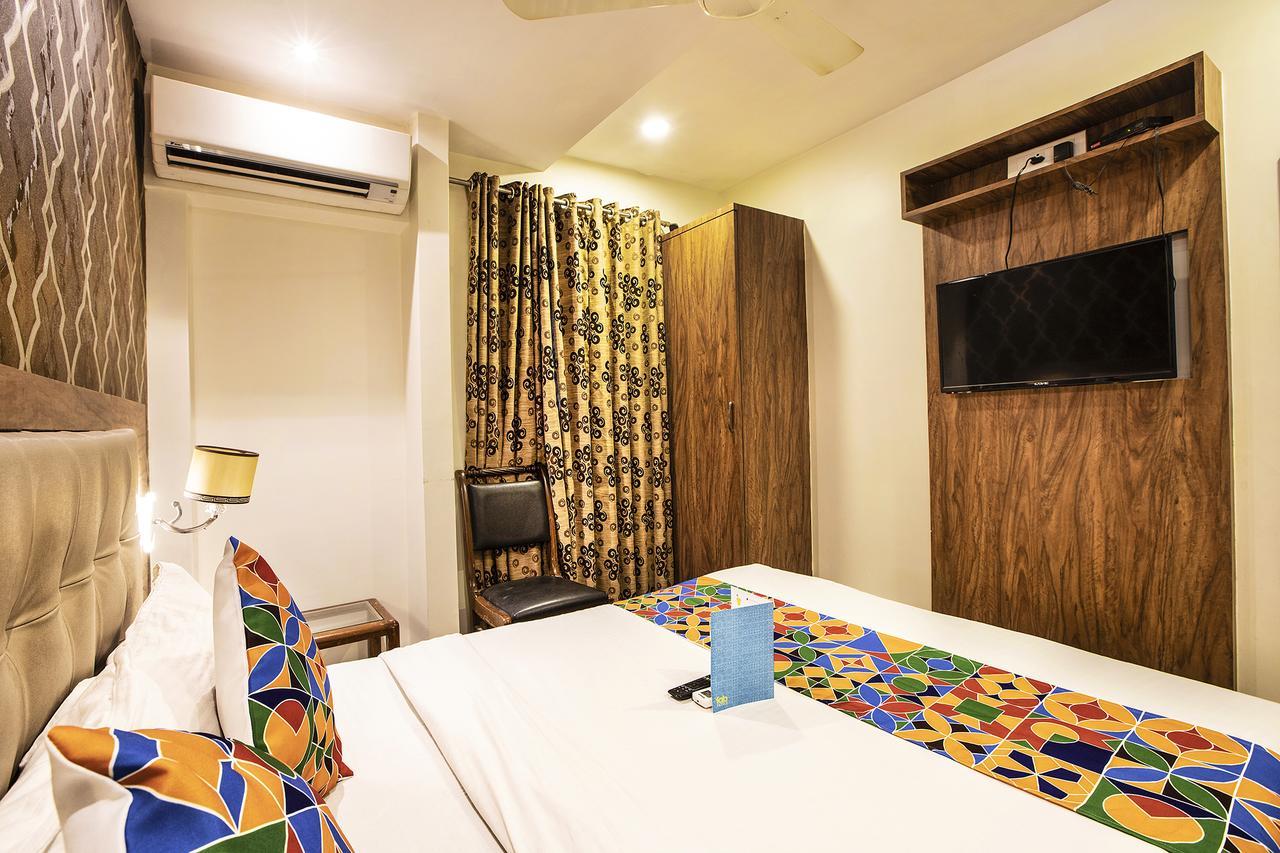 Hygienic Hotel Liberty Plaza มุมไบ ภายนอก รูปภาพ