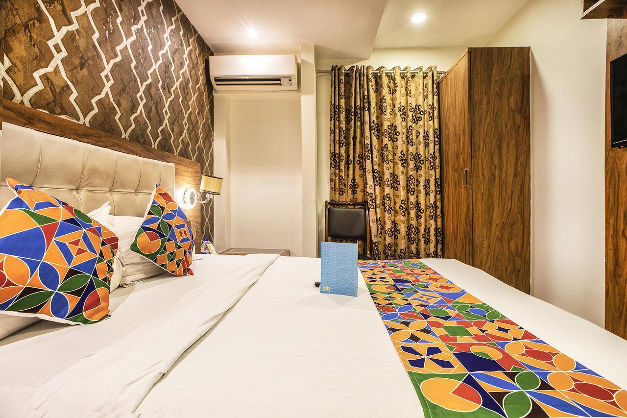Hygienic Hotel Liberty Plaza มุมไบ ภายนอก รูปภาพ