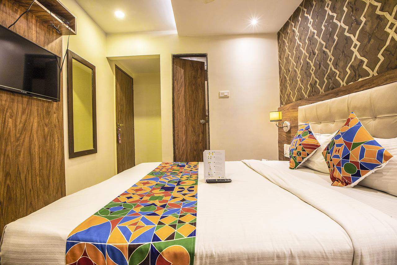 Hygienic Hotel Liberty Plaza มุมไบ ภายนอก รูปภาพ